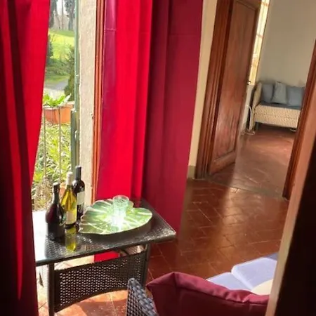 Slow Living In The Heart Of Tuscan History *